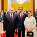 Jokowi Berbincang dan Foto Bersama Putin di China