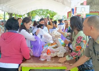 Warga Tantang Pemda Urai Masalah Air Bersih