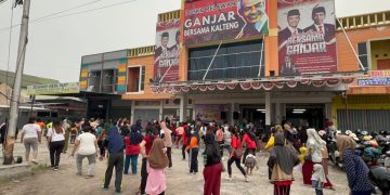 Posko Relawan Ganjar Bersama Kalteng (GBK) Gelar Senam dan Pembagian Sembako