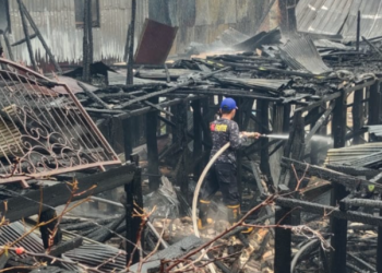 Kebakararan Di Petuk Ketimpun Ujung Hanguskan Enam Rumah