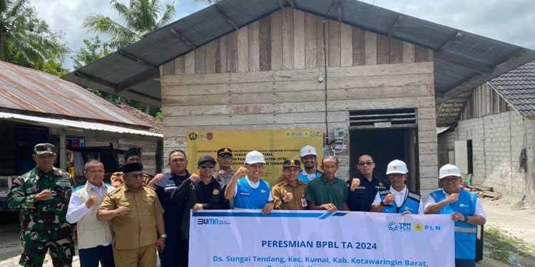 PLN Salurkan Listrik ke 1.516 Rumah di Kotawaringin Barat melalui Program BPBL