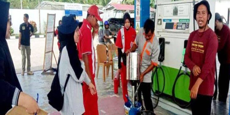 UPT Metrologi Barito Utara Gelar Tera Ulang di SPBU dan Pasar