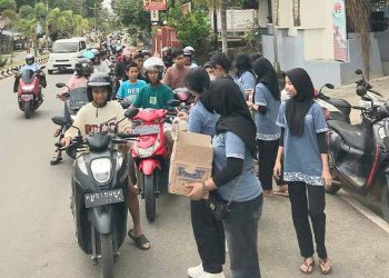 FAD Barito Timur Bersama DP3AKB Gelar Aksi Sosial Pembagian Takjil