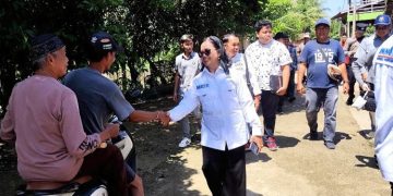 Jimmy-Inri Blusukan ke Desa Gandring dan Panaen, Tawarkan Program Pertanian dan Pendidikan