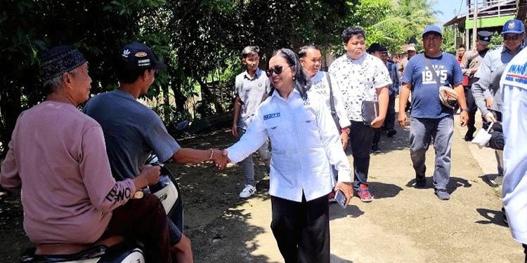 Jimmy-Inri Blusukan ke Desa Gandring dan Panaen, Tawarkan Program Pertanian dan Pendidikan