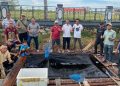 Panen Perdana Kelompok Perintis Kampung Pangan Tampung Penyang, Camat Jekan Raya Beri Apresiasi