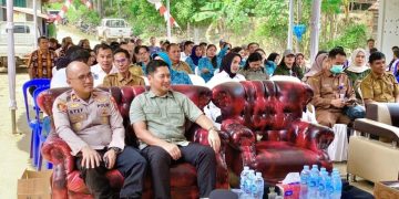 167 Rumah di Muara Awang Kini Terang, Listrik Gratis Buka Peluang Baru